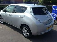 Begagnad Nissan Leaf 80 kW (109 HK) 2011 Halvkombi