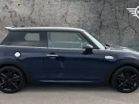 Begagnad Mini Cooper S Hatch 189 HK (139 kW) 2018 Blå Halvkombi
