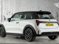 Used Mini Cooper S Hatch 201 HP (147 kW) 2025 White Hatchback