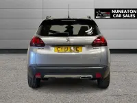 Używany Peugeot 2008 GT-line 110 KM (80 kW) 2019 Szary SUV