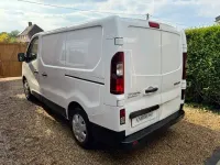 Usado Renault Trafic Business 2016 Blanco Monovolumen