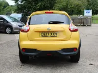 Used Nissan Juke Tekna 110 HP (80 kW) 2017 Yellow SUV