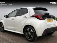 Used Toyota Yaris Hybrid Design 116 HP (85 kW) 2024 White Hatchback