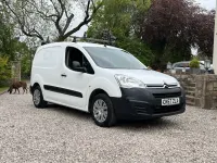 Używany Citroën Berlingo 2017 Biały Minivan
