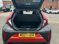 Used Toyota Aygo X 72 HP (52 kW) 2023 Chilli red bitone (pearlescent paint) SUV