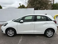 Used Honda Jazz Hybrid 107 HP (78 kW) 2021 White Hatchback