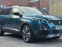 Used Peugeot 5008 Premium 2018 Green SUV