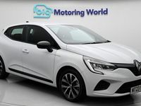 Używany Renault Clio V Evolution 145 KM (106 kW) 2023 Biały Hatchback