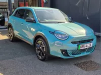 Used Fiat 600 La Prima 114 kW (156 HP) 2024 Blue Hatchback