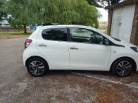 Used Peugeot 108 Allure 82 HP (60 kW) 2016 White Hatchback