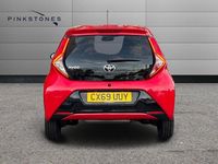 Used Toyota Aygo Trend 72 HP (52 kW) 2019 Red Hatchback