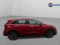 Used Kia Niro 141 HP (103 kW) 2021 Red SUV
