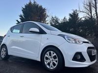 Used Hyundai i10 SE 87 HP (63 kW) 2016 White Hatchback