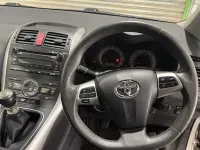 Used Toyota Auris 132 HP (97 kW) 2012 Silver Hatchback