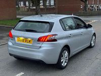 Second-hand Peugeot 308 Active 2016 Argintiu Hatchback