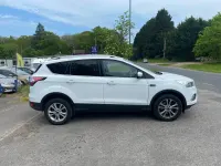 Używany Ford Kuga Titanium 120 KM (88 kW) 2017 Biały SUV