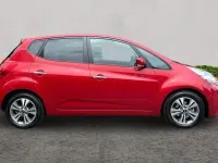 Used Kia Venga 125 HP (91 kW) 2019 Red Hatchback