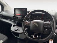 Used Citroën Berlingo Feel 2019 Green MPV