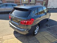 Begagnad BMW 218 Sport Line 2017 Grå Halvkombi