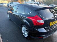 Used Ford Focus Zetec 125 HP (91 kW) 2013 Black Hatchback