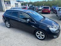 Begagnad Vauxhall Astra SRi 165 HK (121 kW) 2011 Svart Kombi