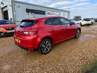 Used Renault Mégane IV Dynamique 130 HP (95 kW) 2017 Red Hatchback