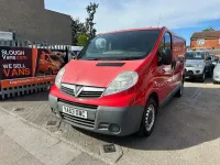 Used Vauxhall Vivaro 115 HP (84 kW) 2014 Red MPV