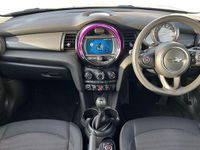 Used Mini Cooper Hatch 134 HP (98 kW) 2018 White Hatchback