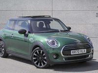 Begagnad Mini Cooper Exclusive 134 HK (98 kW) 2020 Grön Halvkombi