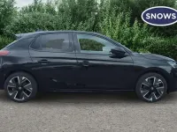 Second-hand Vauxhall Corsa-e 100 kW (136 CP) 2024 Negru Hatchback