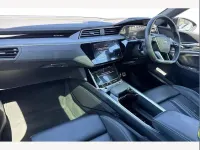 Usado Audi Q8 e-tron Black Edition 300 kW (408 HP) 2024 Preto SUV