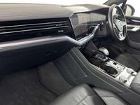 Used VW Touareg Black Edition 231 HP (169 kW) 2020 White SUV