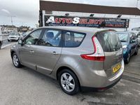 used Renault Scénic III 1.5 DYNAMIQUE TOMTOM DCI FAP 5d 109 BHP