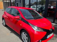 Used Toyota Aygo x-press 68 HP (50 kW) 2014 Red Hatchback