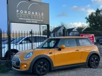 Usado Mini Cooper Hatch 136 CV (100 kW) 2014 Naranja Utilitario