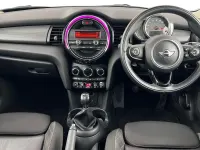 Used Mini Cooper Hatch 134 HP (98 kW) 2018 Blue Hatchback