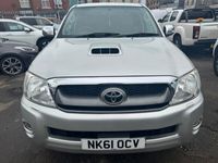 used Toyota HiLux 3.0 D-4D Invincible Pickup 4dr Diesel Auto 4WD (227 g/km, 171 bhp)