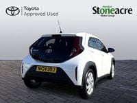 Used Toyota Aygo X PURE 72 HP (52 kW) 2024 White SUV