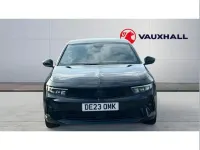 Second-hand Vauxhall Astra 130 CP (95 kW) 2023 Negru Hatchback