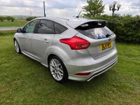 Used Ford Focus Zetec 125 HP (91 kW) 2015 Silver Hatchback