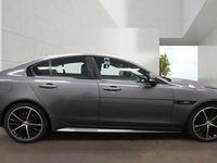 Gebraucht Jaguar XE R-Sport 240 PS (176 kW) 2015 Grau Limousine