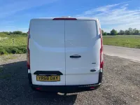 Usado Ford Transit Custom 105 CV (77 kW) 2018 Blanco Van