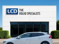 Used Volvo V40 SE 150 HP (110 kW) 2012 White Hatchback