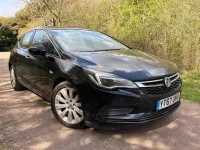 Usado Vauxhall Astra Design Edition 110 HP (80 kW) 2019 Citadino
