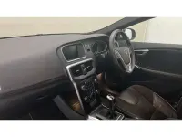 Begagnad Volvo V40 R-Design 122 HK (89 kW) 2018 Silver Halvkombi