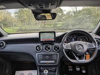 Used Mercedes A180 AMG Line Premium Plus 109 HP (80 kW) 2018 Hatchback