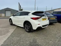 Used Infiniti Q30 Sport Tech 170 HP (125 kW) 2017 White Hatchback