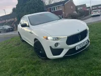 Begagnad Maserati Levante GT 330 HK (242 kW) 2023 Vit SUV