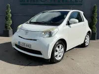 Used Toyota iQ 69 HP (50 kW) 2014 Hatchback