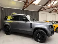 Used Land Rover Defender HSE 300 HP (220 kW) 2023 Grey SUV